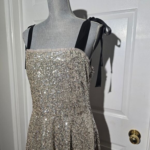 GAL MEETS GLAM Diana sequin cocktail dress - Picture 5 of 7